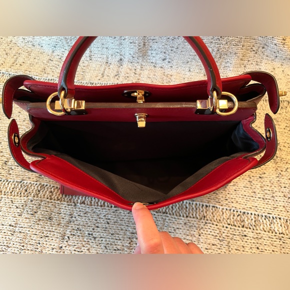 COACH Coach Gramercy Satchel Tophandle Leather Handbag Red GUC Style 33549 - Picture 8 of 16